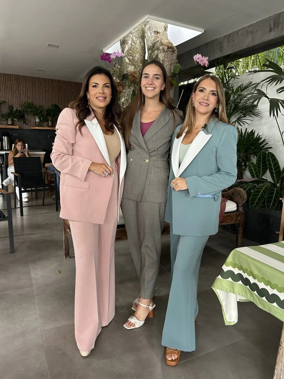 La Tavola Colorata y Maryeska López x Époque